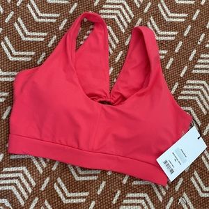 ✨GYMSHARK ✨ Whitney Simmons Cyber Red Sports Bra - NWT - Small